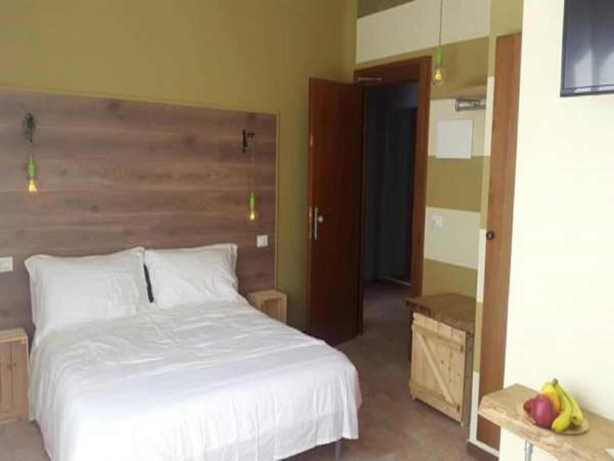 Hotel Raphael บอร์ดิเกรา ภายนอก รูปภาพ