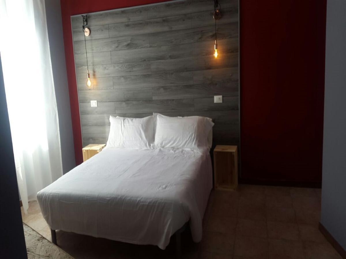 Hotel Raphael บอร์ดิเกรา ภายนอก รูปภาพ