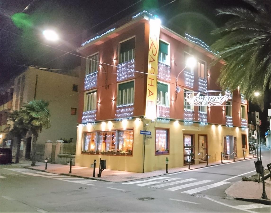 Hotel Raphael บอร์ดิเกรา ภายนอก รูปภาพ
